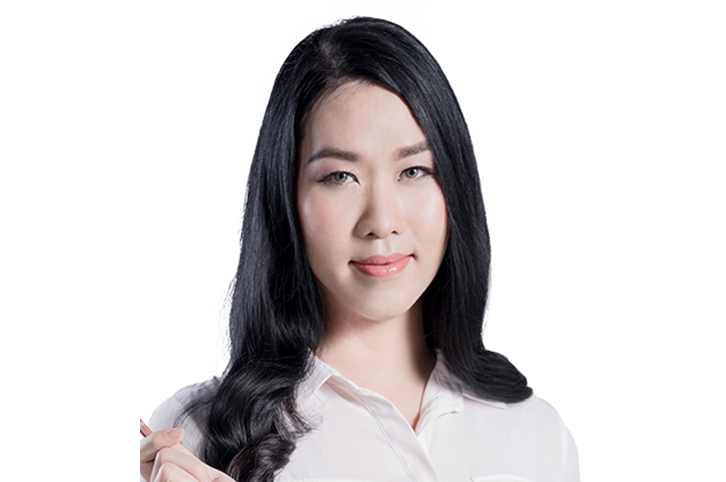 ครูพี่ยูริ-ติวเตอร์มากประสบการณ์ที่ XChange English